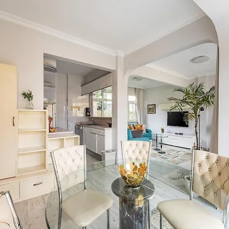 Bebek Bright 2bd Gem W Private Terrace! #248